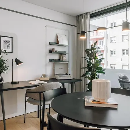 Апартаменты Avencas - 2 Bedrooms And Shared Pool In Amoreiras