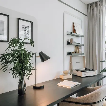 Апартаменти Avencas - 2 Bedrooms And Shared Pool In Amoreiras *